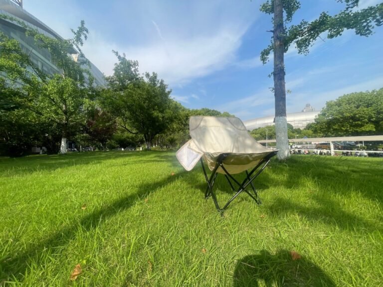 Wholesale portable moon camping chair steel frame Oxford fabric