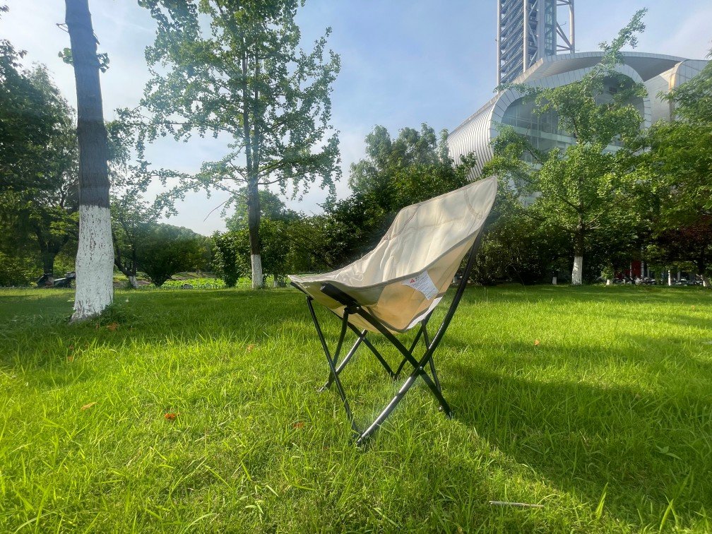 Wholesale portable moon camping chair steel frame Oxford fabric