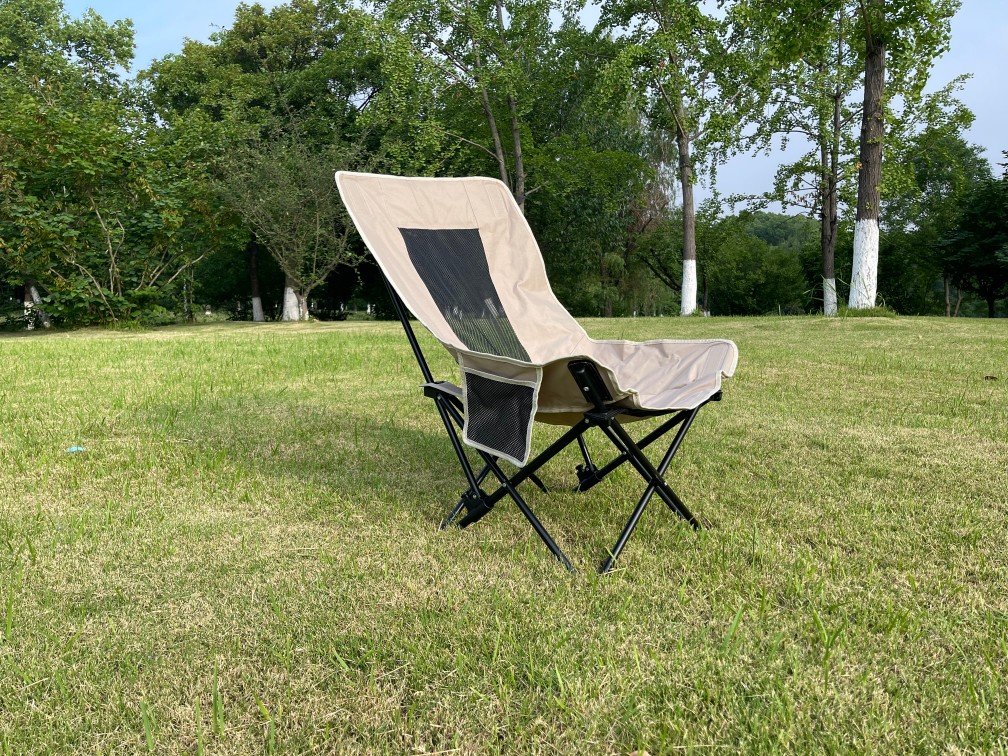 Wholesale portable moon camping chair steel frame Oxford fabric