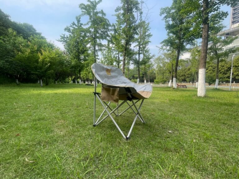 Wholesale portable moon camping chair steel frame Oxford fabric