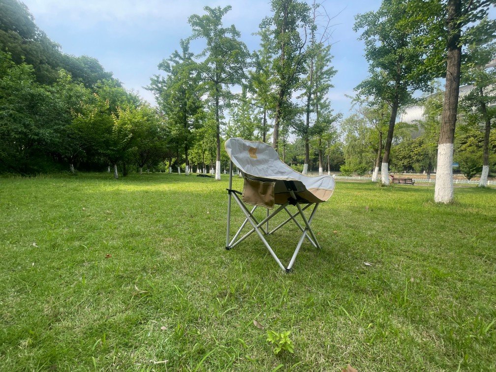 Wholesale portable moon camping chair steel frame Oxford fabric
