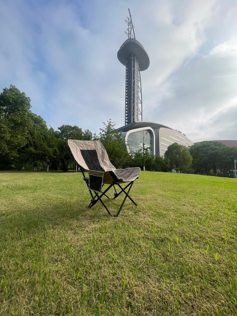 Wholesale portable moon camping chair steel frame Oxford fabric